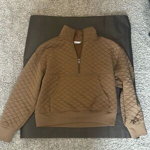 Sweatshirt 
Half Zip 
Tan Quilt 
Brand: DSG (Dicks Sporting Goods)
Size:S